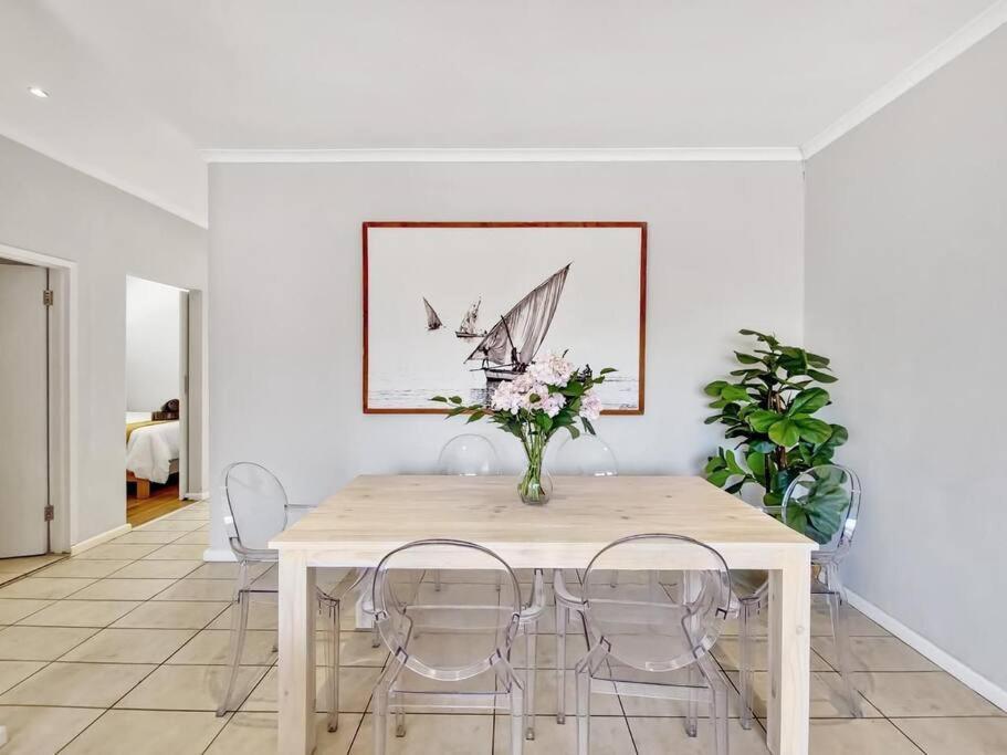 Sea La Vie + Inverter+parking Apartment *